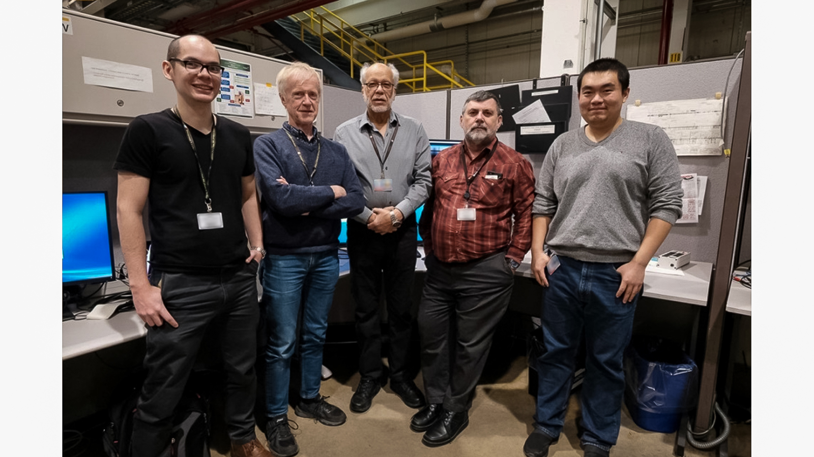 (Left to right) Sebastian Duno-Miranda, Roger Craig, Raúl Padrón, Thomas Irving and Weikang Ma, co-authors of an X-ray study of live tarantula muscles, at the Advanced Photon Source in November 2019. (Image courtesy of Thomas Irving, IIT.)