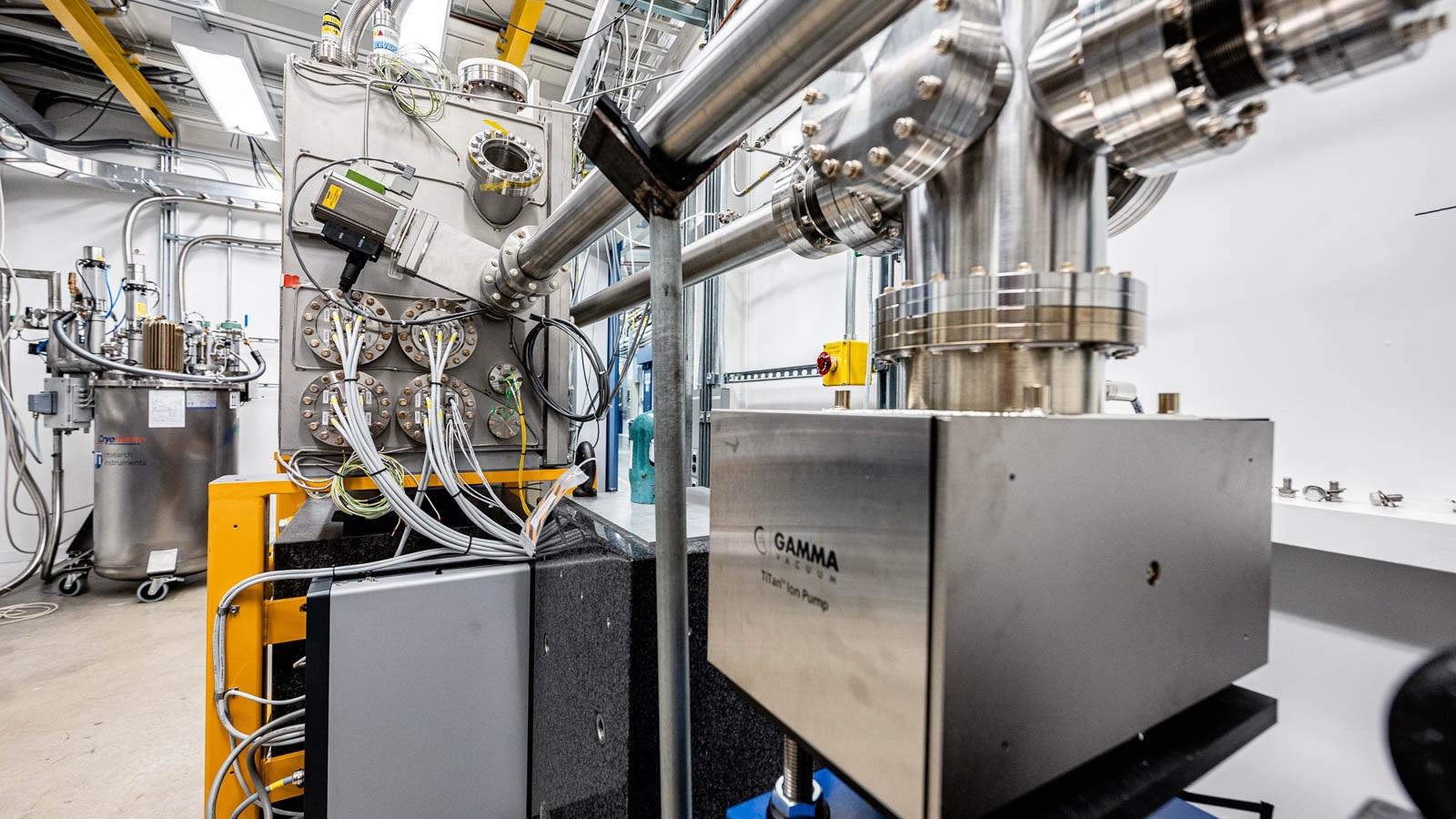 Laboratory equipment with parallel beamlines above. (Image by Jason Creps/Argonne National Laboratory.)