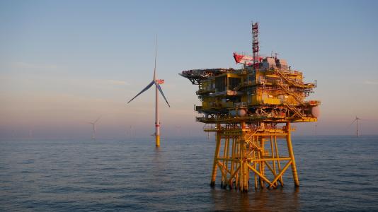 Offshore wind and oil machinery