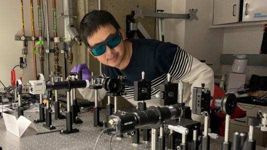 Feng Pan is a postdoctoral researcher in Jennifer Dionne' lab at Stanford University. He makes metamaterials for sculpting light at the nanoscale for quantum information storage.